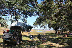 Lake Chicamba. Casa Msika Lodge campsite.