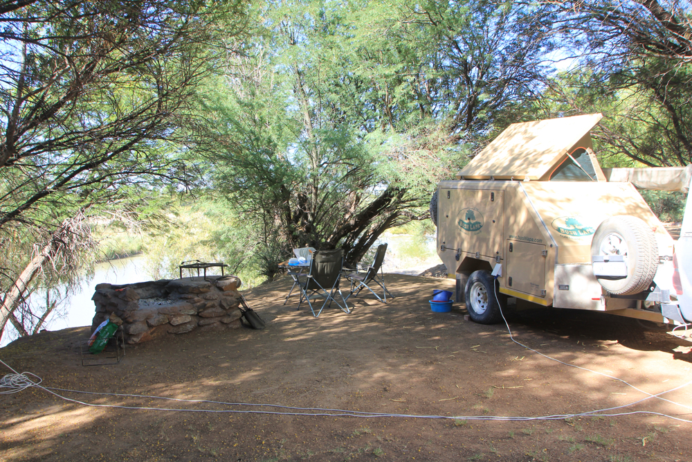 Kheis Riverside Lodge campsite.