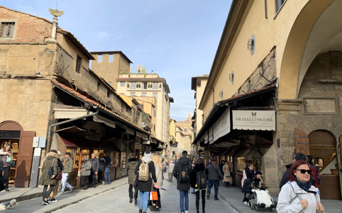 Shops along the Ponte Vecchio.