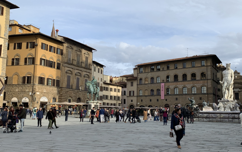 One of many piazzas.