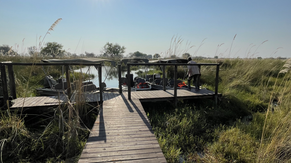 The jetty and 3 boats at THIRD BRIDGE.